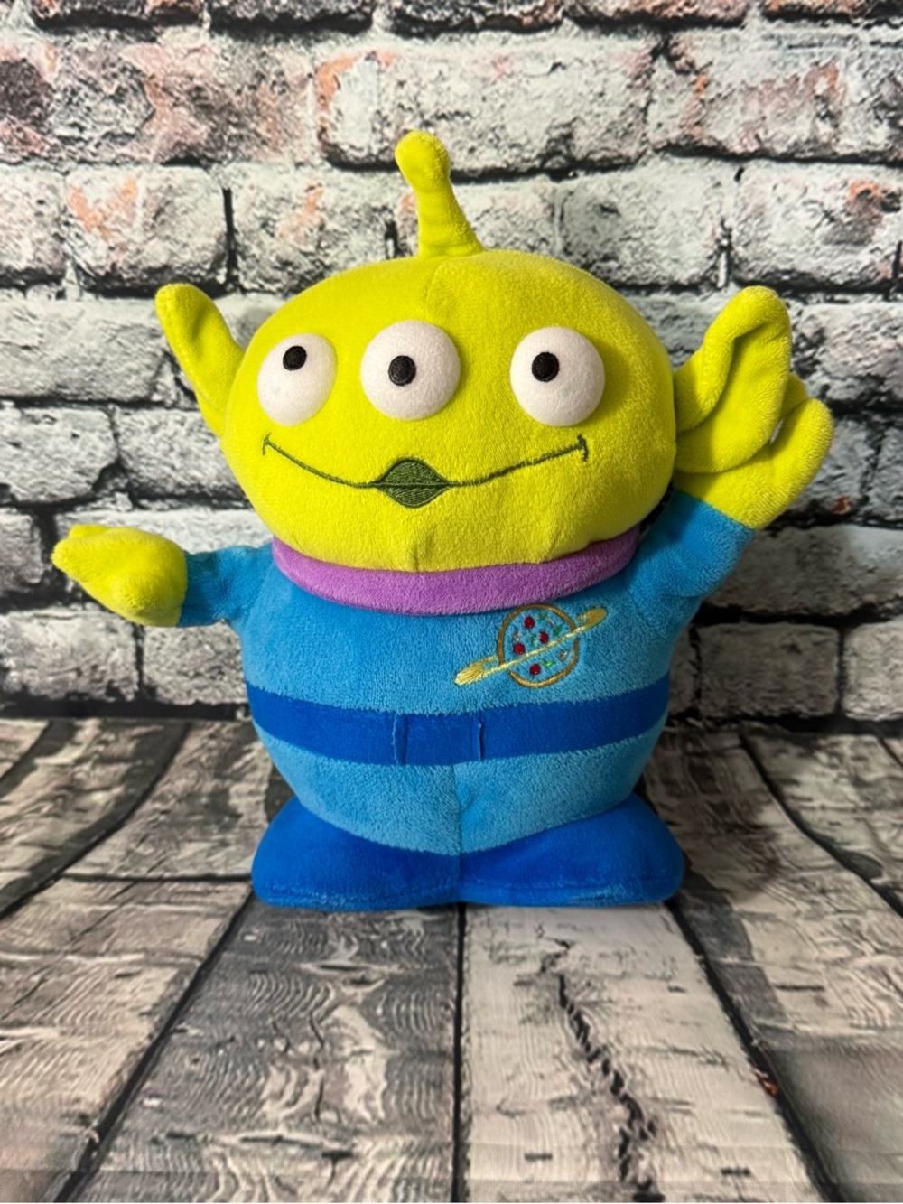 Disney Parks Pixar Toy Story 4 Pizza Planet Alien 9” Plush Toy (DSPL-10)